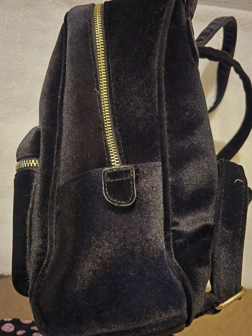 Aldo Women Black Solid Backpack with a velvet texture and gold-tone zipper NWOT